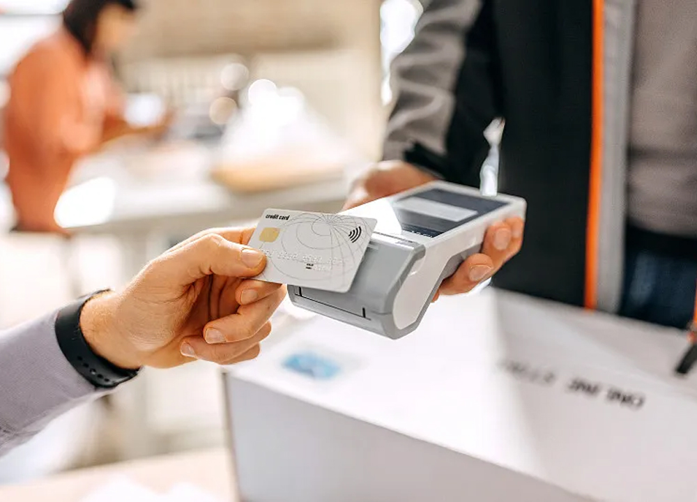 讲解读卡器构造及功用可了解？